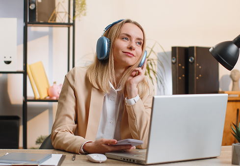 گوش دادن فعال: شنونده عالی باشید